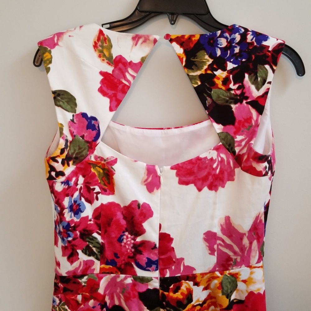 Floral A-Line Dress - Picture 4 of 5
